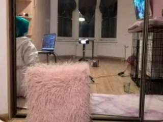 camie-comie's live room