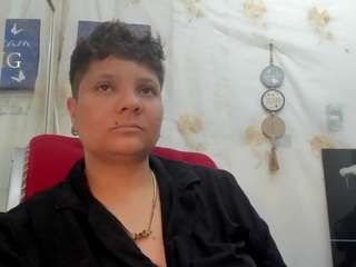 mistress-capucci live cam preview
