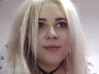 SusannaSavoie live cam preview