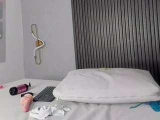 leyla-finch webcam