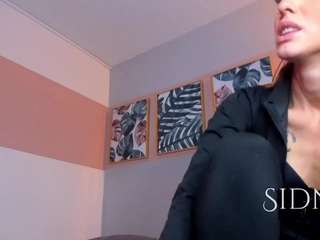 sidneeylovee