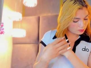 Sugar-cherry live cam preview