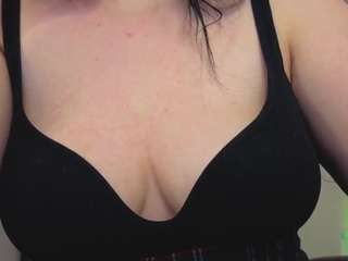 Lucyy-Haall