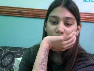 prettysmileaaliyah live cam preview