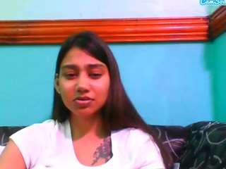 prettysmileaaliyah live cam preview