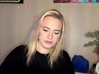 TasiaBusing live cam preview