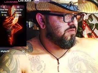 queenandwolf44