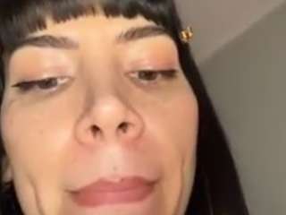 themostslutty's live room