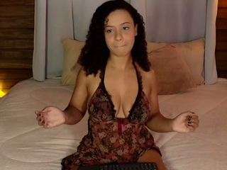 BustyAngelDD