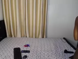 devinehotty