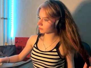 Casey live cam preview