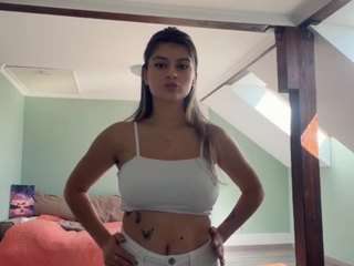 LashaundaMerical live cam preview