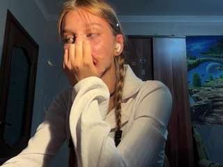 Leila live cam preview