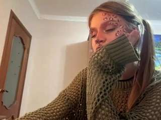 Leila live cam preview