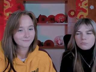 kristy-moon live cam preview