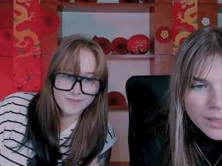 kristy-moon live cam preview
