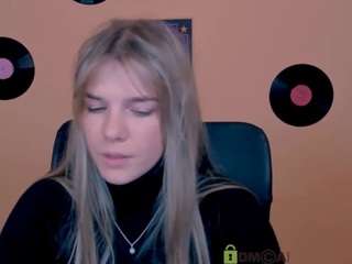 kristy-moon