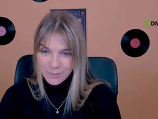kristy-moon
