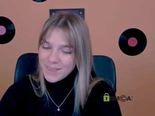 kristy-moon