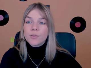kristy-moon