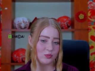 kristy-moon live cam preview