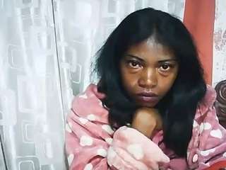Laurena01 live cam preview