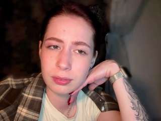 Mila live cam preview