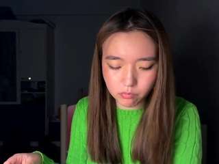 Emma live cam preview