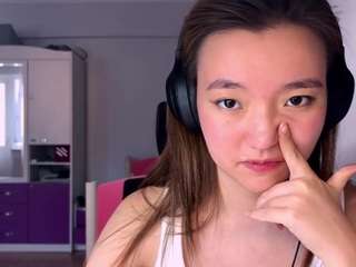 Emma live cam preview