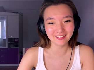 Emma live cam preview