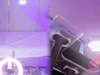 Peachmonroe Camsoda live cam