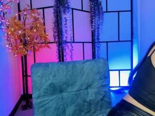 Violet-Secret live cam preview