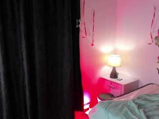 AnaisMonetth live cam preview