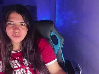 Karlathompson live cam preview