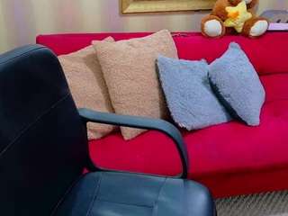 nicolettcolin1 live cam preview
