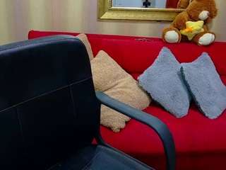 nicolettcolin1