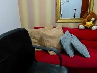 nicolettcolin1