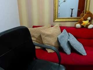 nicolettcolin1