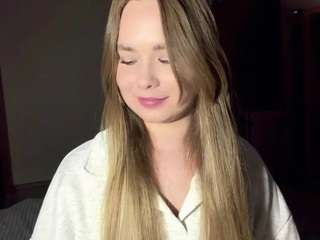 Maelle live cam preview
