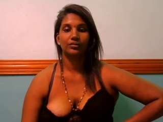 bollywoodDickPleaser