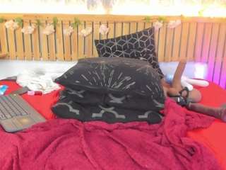 Krystal-Rosse live cam preview