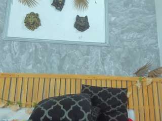Krystal-Rosse live cam preview