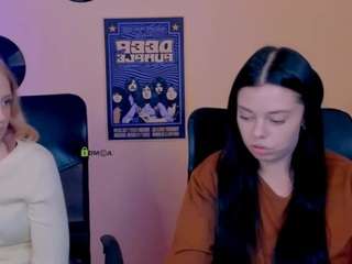 laura-dark1