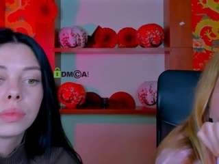 laura-dark1