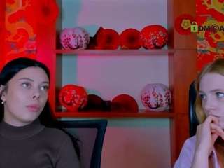 laura-dark1
