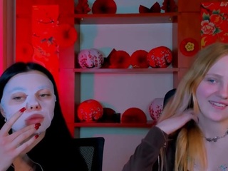 laura-dark1