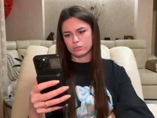 TwilaStright live cam preview