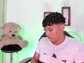 yoxibigcock