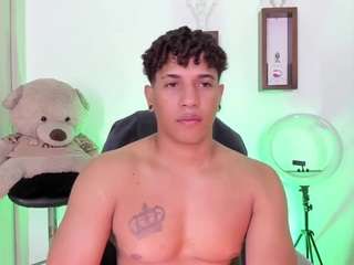 yoxibigcock