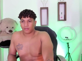 yoxibigcock